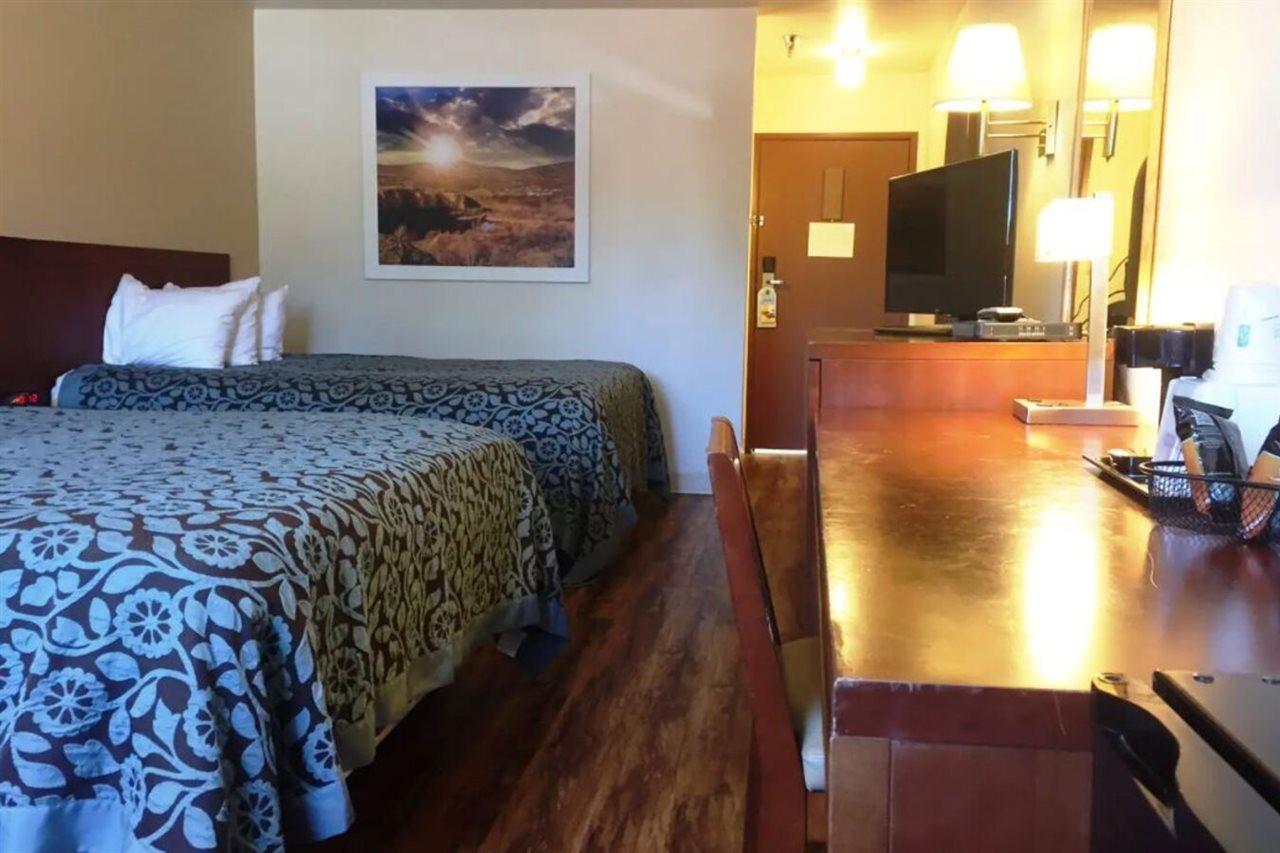 Days Inn By Wyndham Taos Kültér fotó