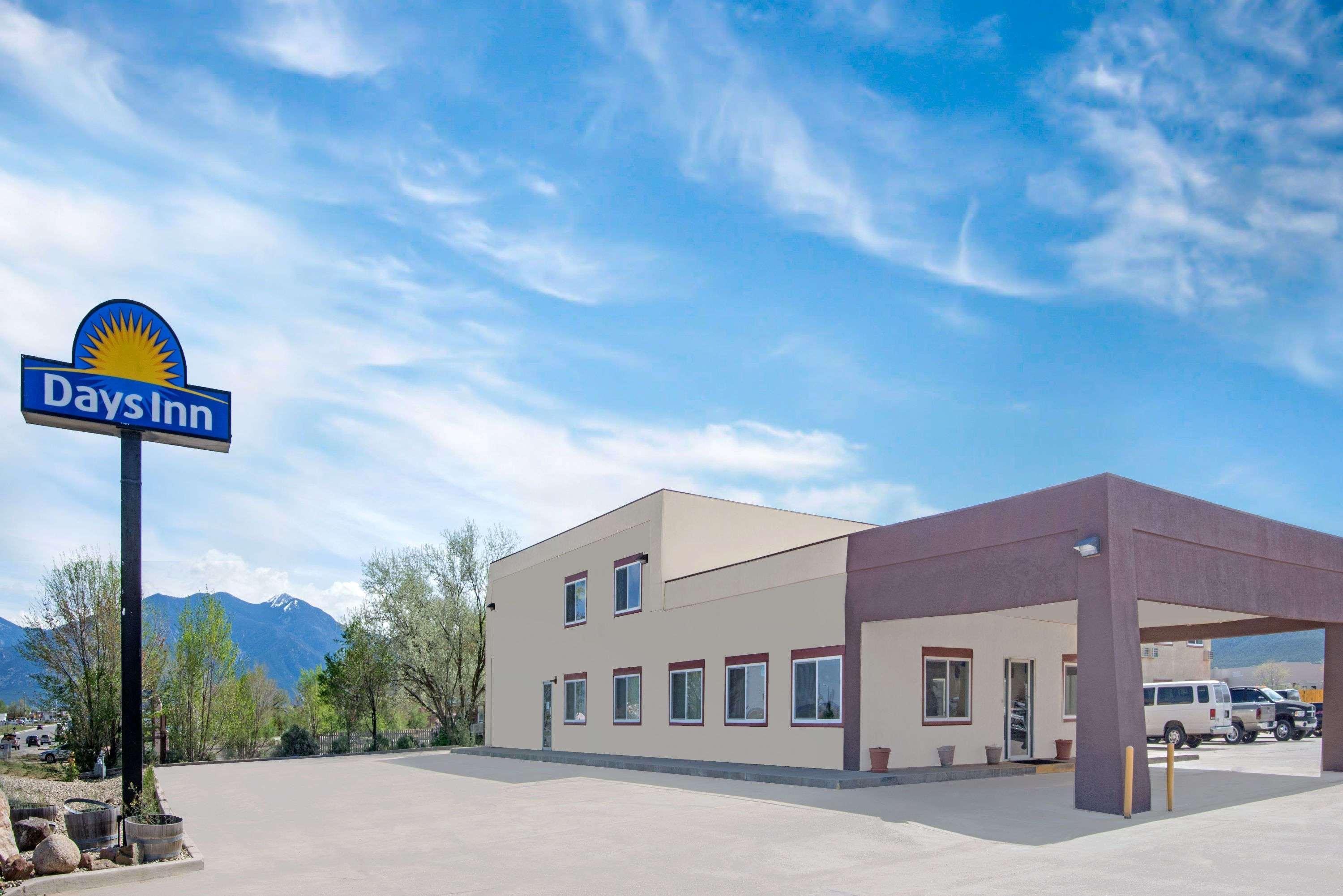 Days Inn By Wyndham Taos Kültér fotó