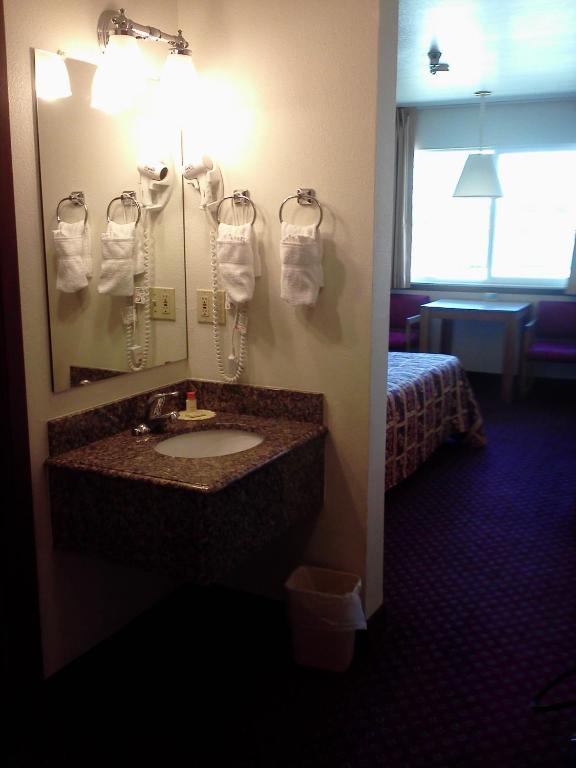 Days Inn By Wyndham Taos Kültér fotó