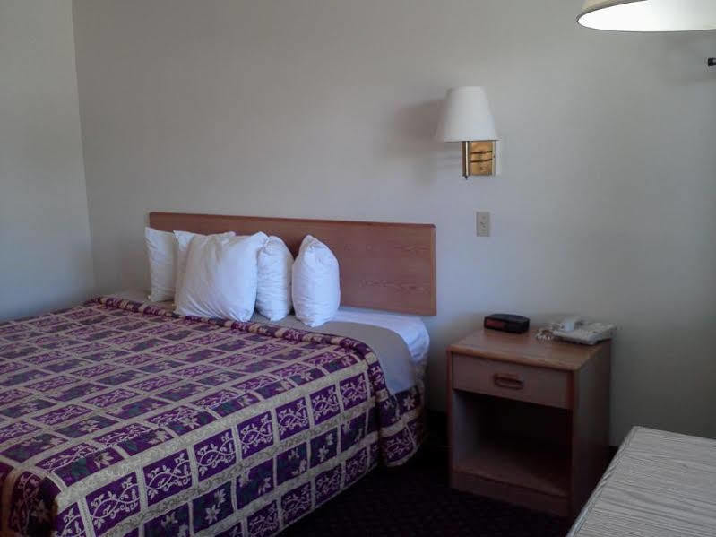 Days Inn By Wyndham Taos Kültér fotó